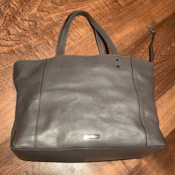 EUC Rebecca Minkoff Mac Latch Tote - Picture 4 of 8
